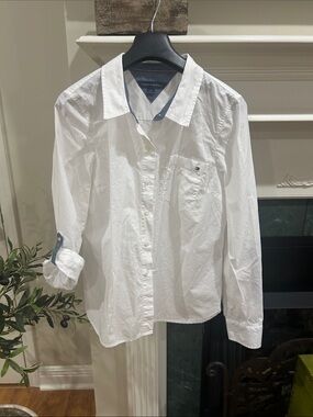 Tommy Hilfiger large White Shirt with Blue Trim